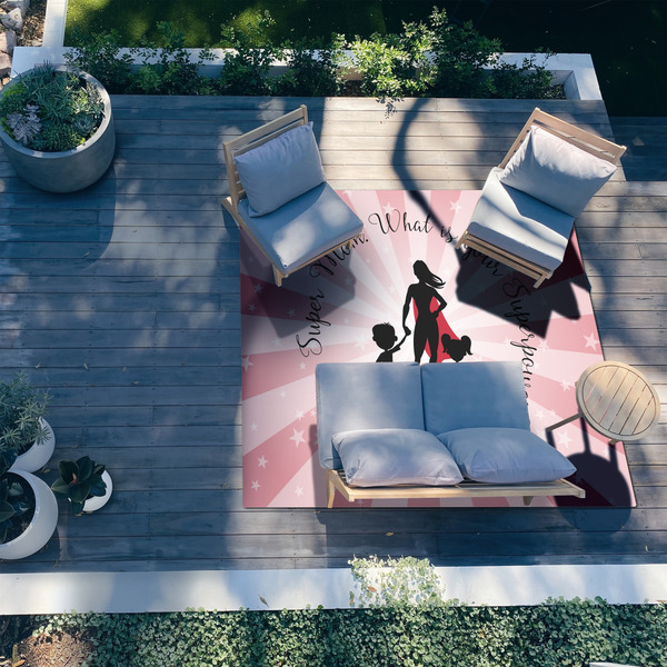 Super Mom 8'x10' Patio Rug - In context