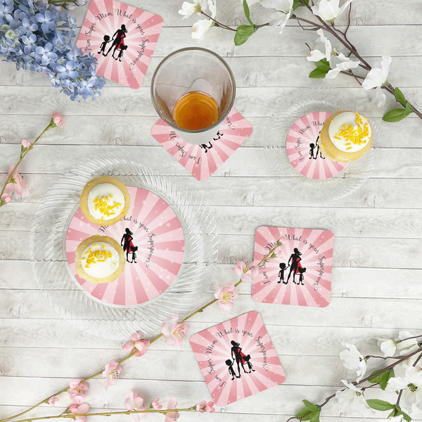 Super Mom Plastic Party Appetizer & Dessert Plates - In Context