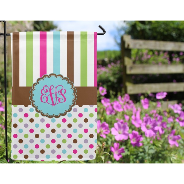 Stripes & Dots Garden Flag - Outside In Flowers