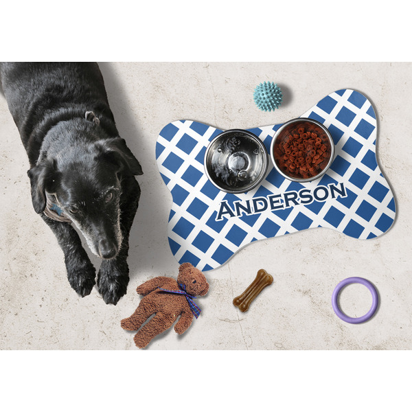 Diamond Bone Shaped Mat w/ Food & Water