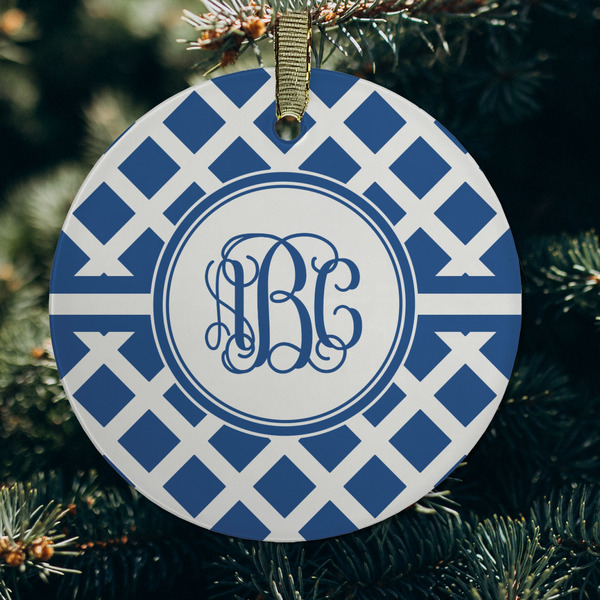 Diamond Frosted Glass Ornament - Round (Lifestyle)