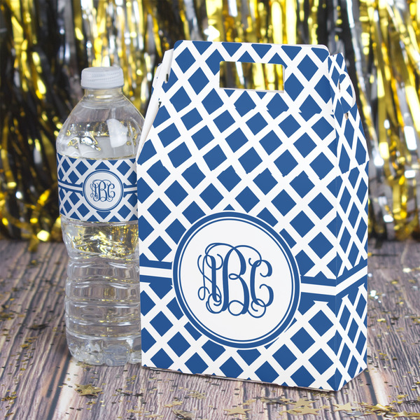 Diamond Gable Favor Box - In Context