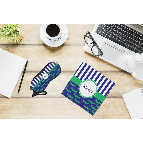 Alligators & Stripes Eyeglass Case and Cloth Set - LIFESTYLE