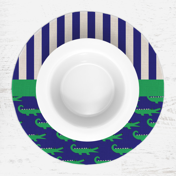 Alligators & Stripes Round Linen Placemats - LIFESTYLE (single)