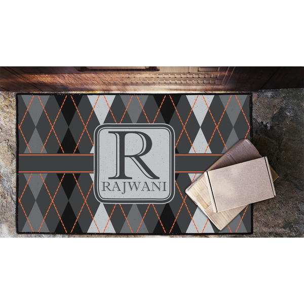 Modern Chic Argyle Door Mat - LIFESTYLE (Lrg)