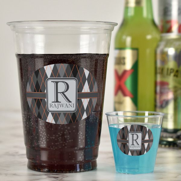 Modern Chic Argyle Party Cups - 16oz - In Context