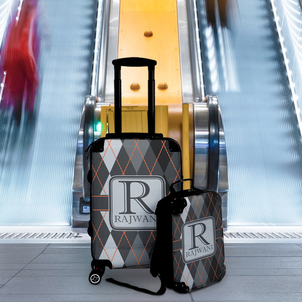 Modern Chic Argyle Suitcase Set 4 - IN CONTEXT