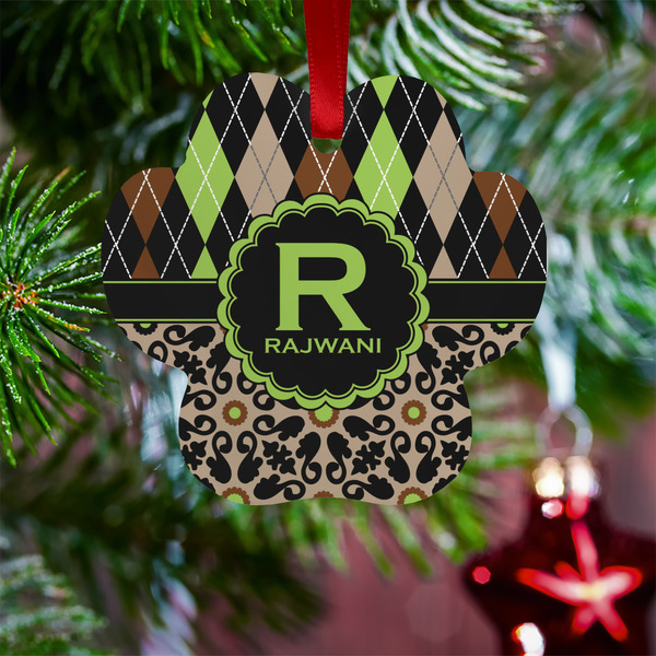 Argyle & Moroccan Mosaic Metal Paw Ornament - Lifestyle