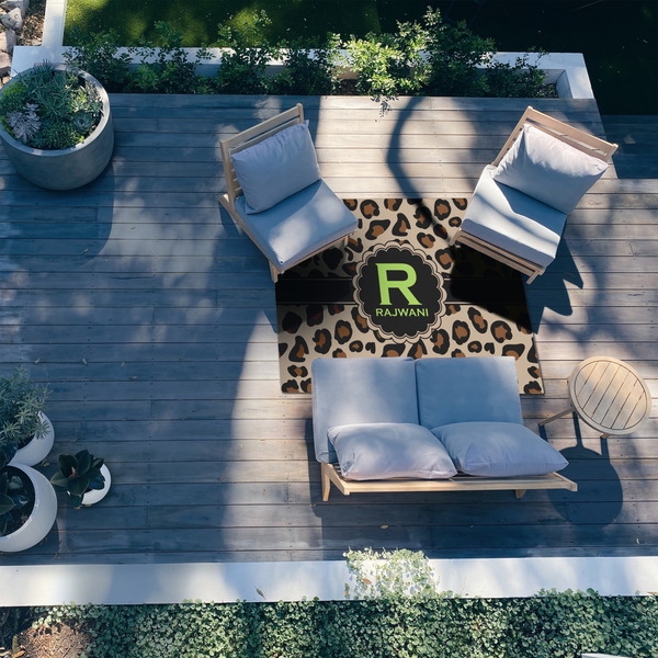 Granite Leopard 5'x7' Patio Rug - In context