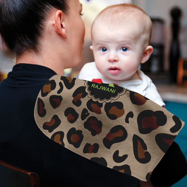 Granite Leopard Old Burp - Lifestyle