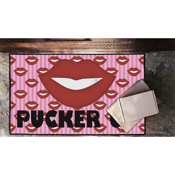 Lips (Pucker Up) Door Mat - LIFESTYLE (Lrg)