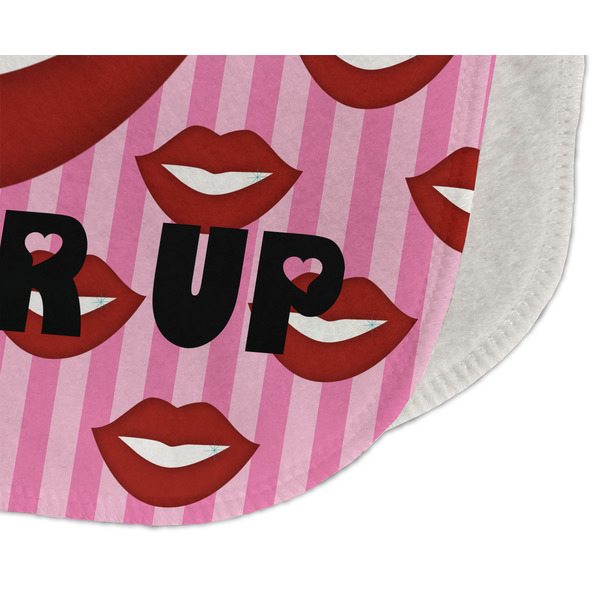 Lips (Pucker Up) Old Burp Detail