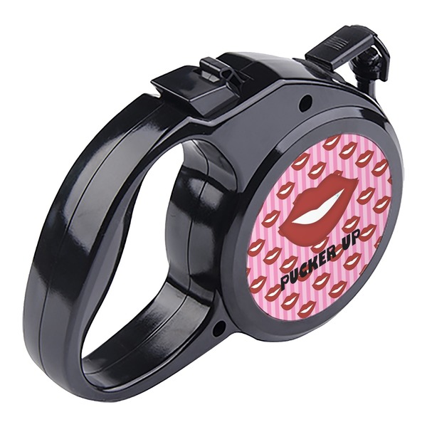 Lips (Pucker Up) Retractable Dog Leash - Angle