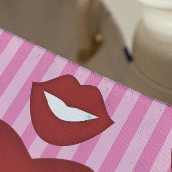 Lips (Pucker Up) Large Rope Tote - Close Up View