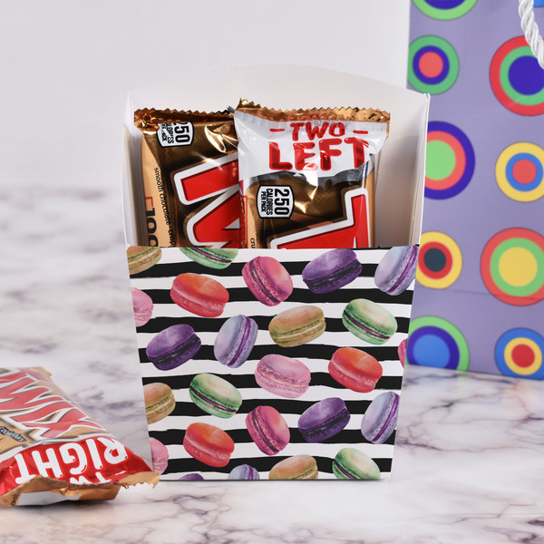 Macarons French Fry Favor Box - w/ Treats View
