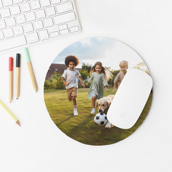 Photo Round Mousepad - LIFESTYLE 2
