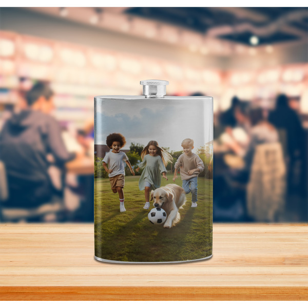Photo Stainless Steel Flask - LIFESTYLE 2
