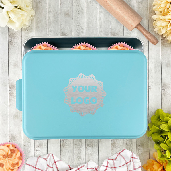 Logo Aluminum Baking Pan - Teal Lid - LIFESTYLE