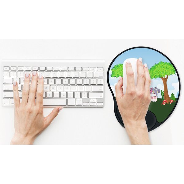 Animals Mouse Pad with Wrist Rest - LIFESYTLE 2 (in use)