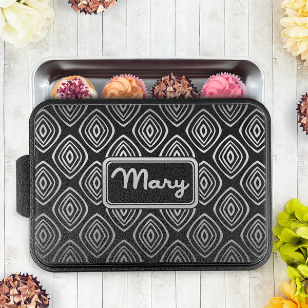 Tribal Diamond Aluminum Baking Pan - Black Lid - LIFESTYLE