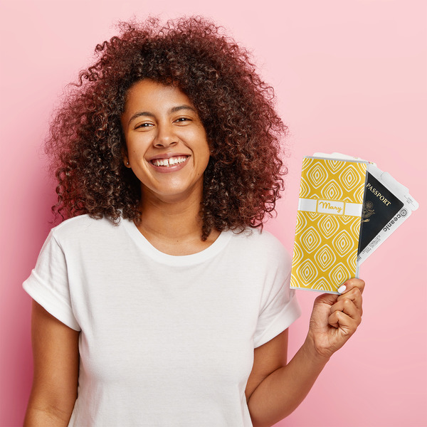 Tribal Diamond Vinyl Document Holder - LIFESTYLE