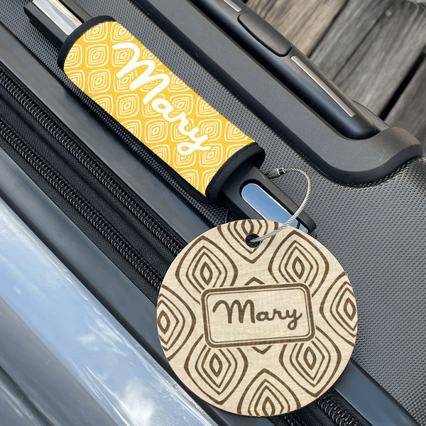 Tribal Diamond Wood Luggage Tags - Round - Lifestyle