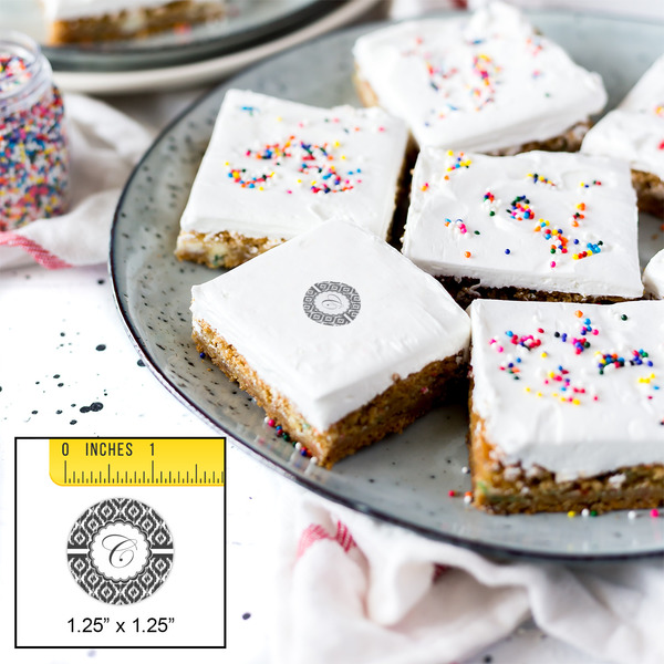 Ikat Printed Icing Circle - XSmall - In Context