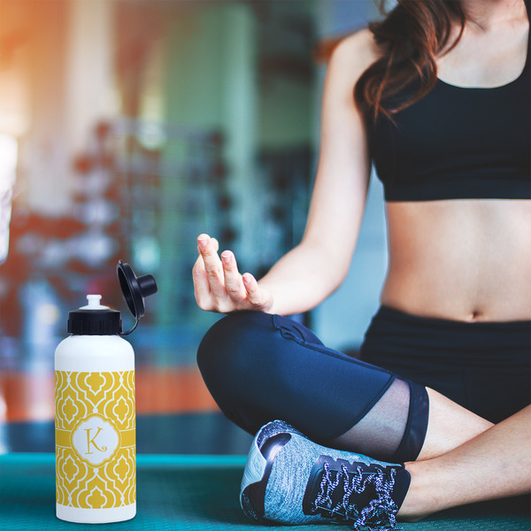 Trellis Aluminum Water Bottle - White LIFESTYLE