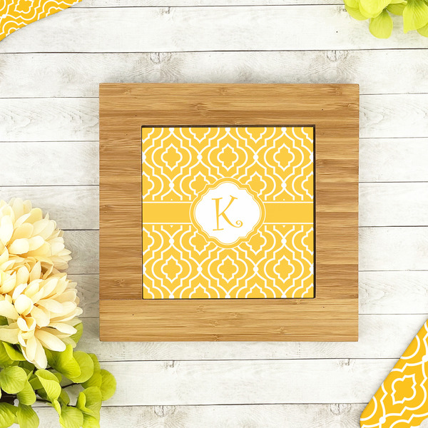 Trellis Bamboo Trivet with 6" Tile - LIFESTYLE