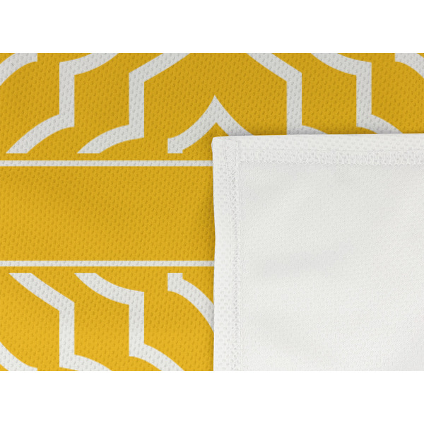 Trellis Cooling Towel- Detail