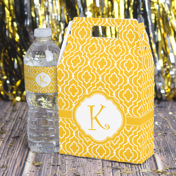 Trellis Gable Favor Box - In Context