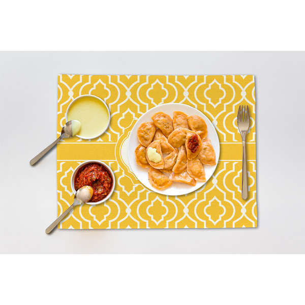 Trellis Linen Placemat - Lifestyle (single)