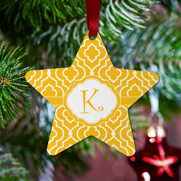Trellis Metal Star Ornament - Lifestyle