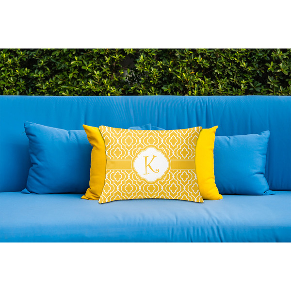 Trellis Outdoor Throw Pillow  - LIFESTYLE (Rectangular - 20x14)