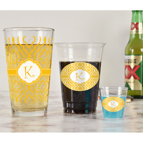 Trellis Pint Glass - Full Fill w Transparency - In Context