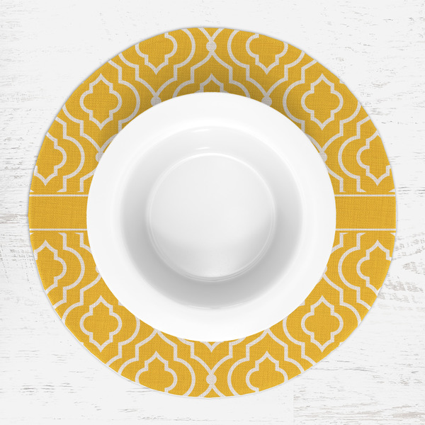 Trellis Round Linen Placemats - LIFESTYLE (single)
