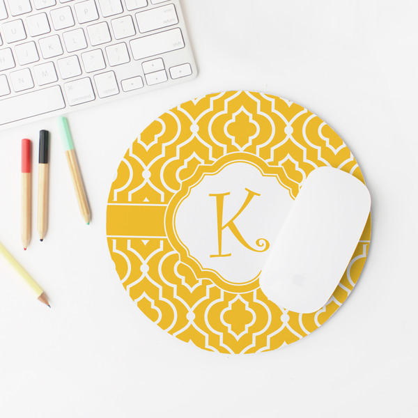 Trellis Round Mousepad - LIFESTYLE 2
