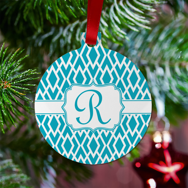 Geometric Diamond Metal Ball Ornament - Lifestyle