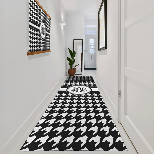 Houndstooth Area Rug Sizes - In Context (vertical)