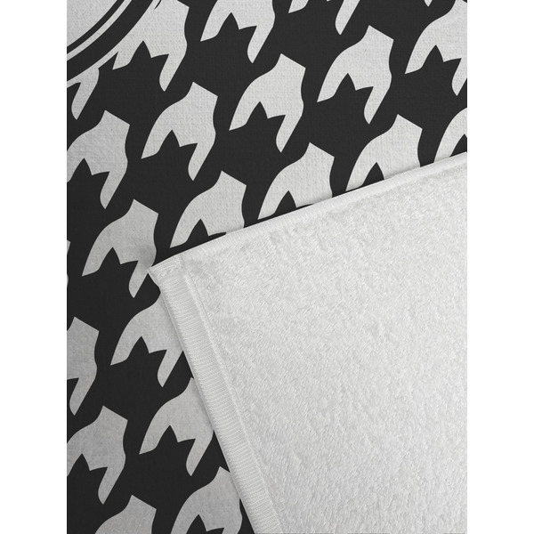 Houndstooth Golf Towel - Detail