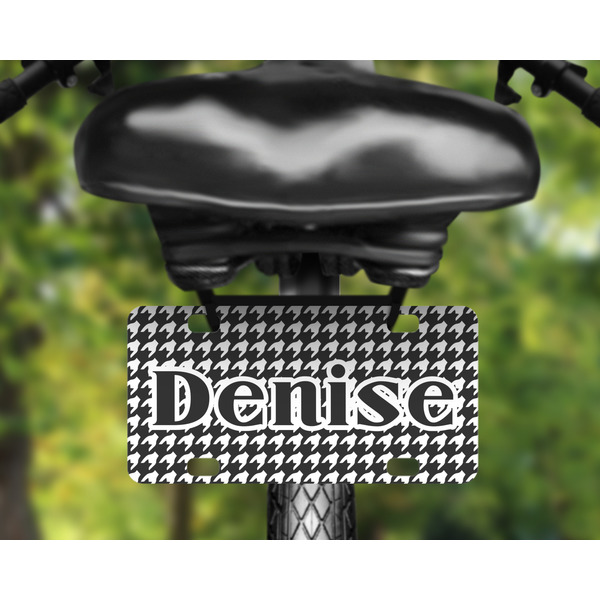 Houndstooth Mini License Plate on Bicycle