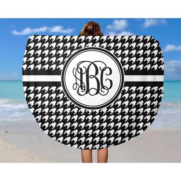 Houndstooth Round Beach Towel - In Use