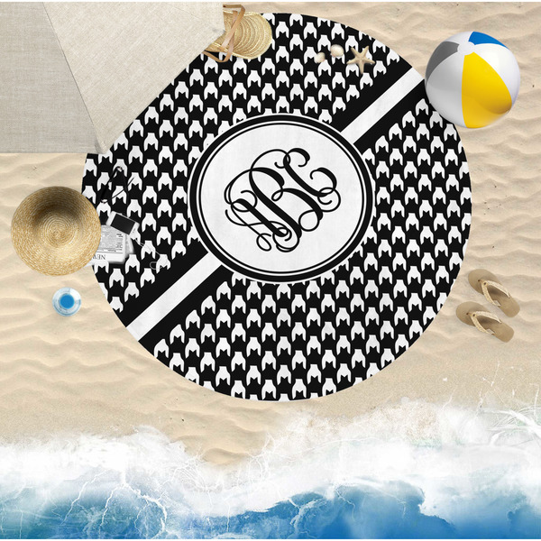 Houndstooth Round Beach Towel Lifestyle