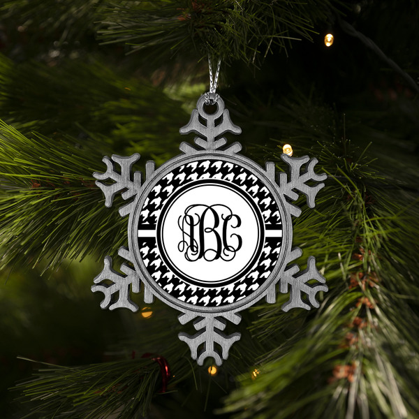 Houndstooth Vintage Snowflake - (LIFESTYLE)