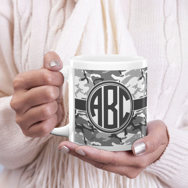 Camo 20oz Coffee Mug - LIFESTYLE