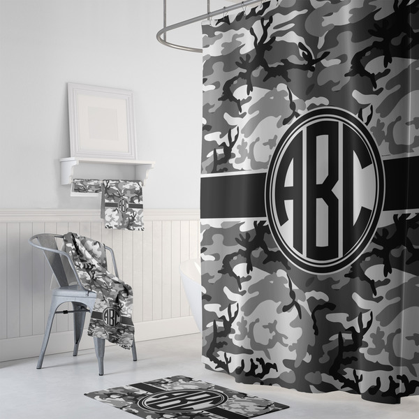 Camo Bath Towel Sets - 3-piece - In Context