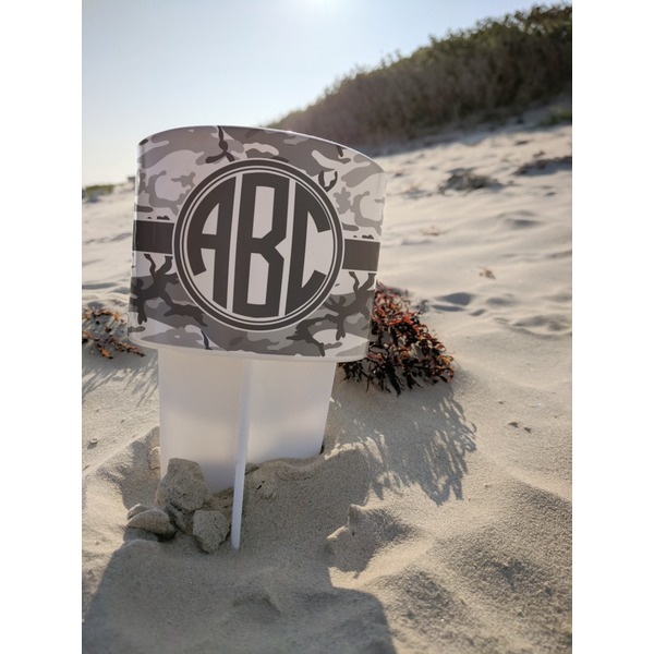 Camo Beach Spiker white on beach with sand