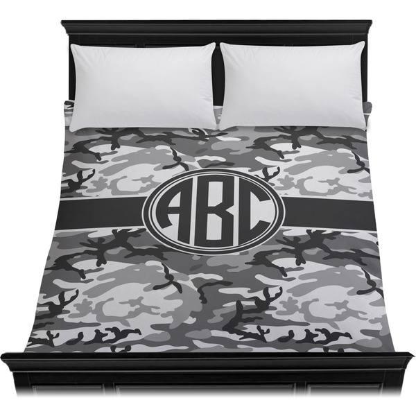 Camo Duvet Cover - Queen - On Bed - No Prop