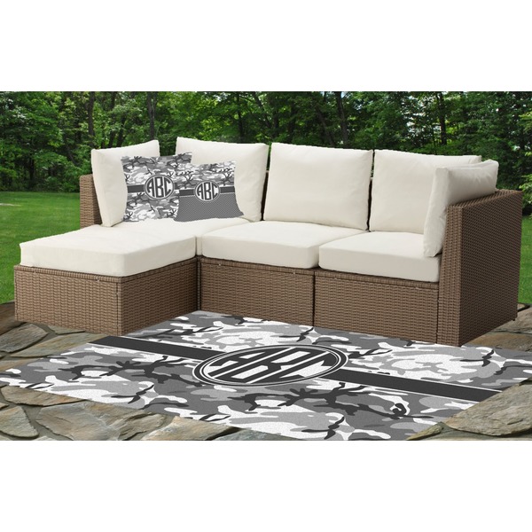 Camo Outdoor Mat & Cushions
