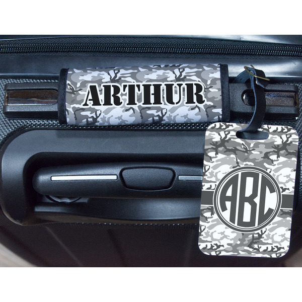 Camo Metal Luggage Tag & Handle Wrap - In Context